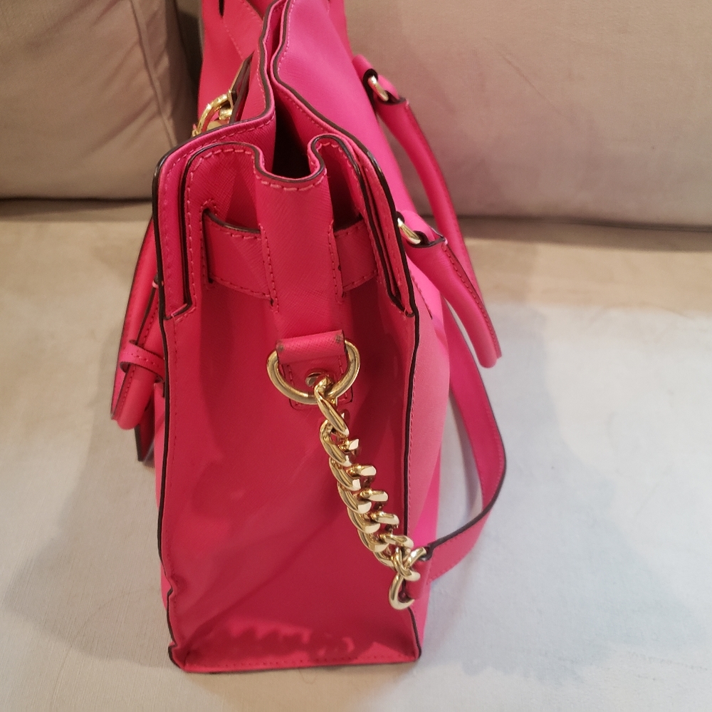 Michael Kors Hamilton Tote - Picture 3 of 8